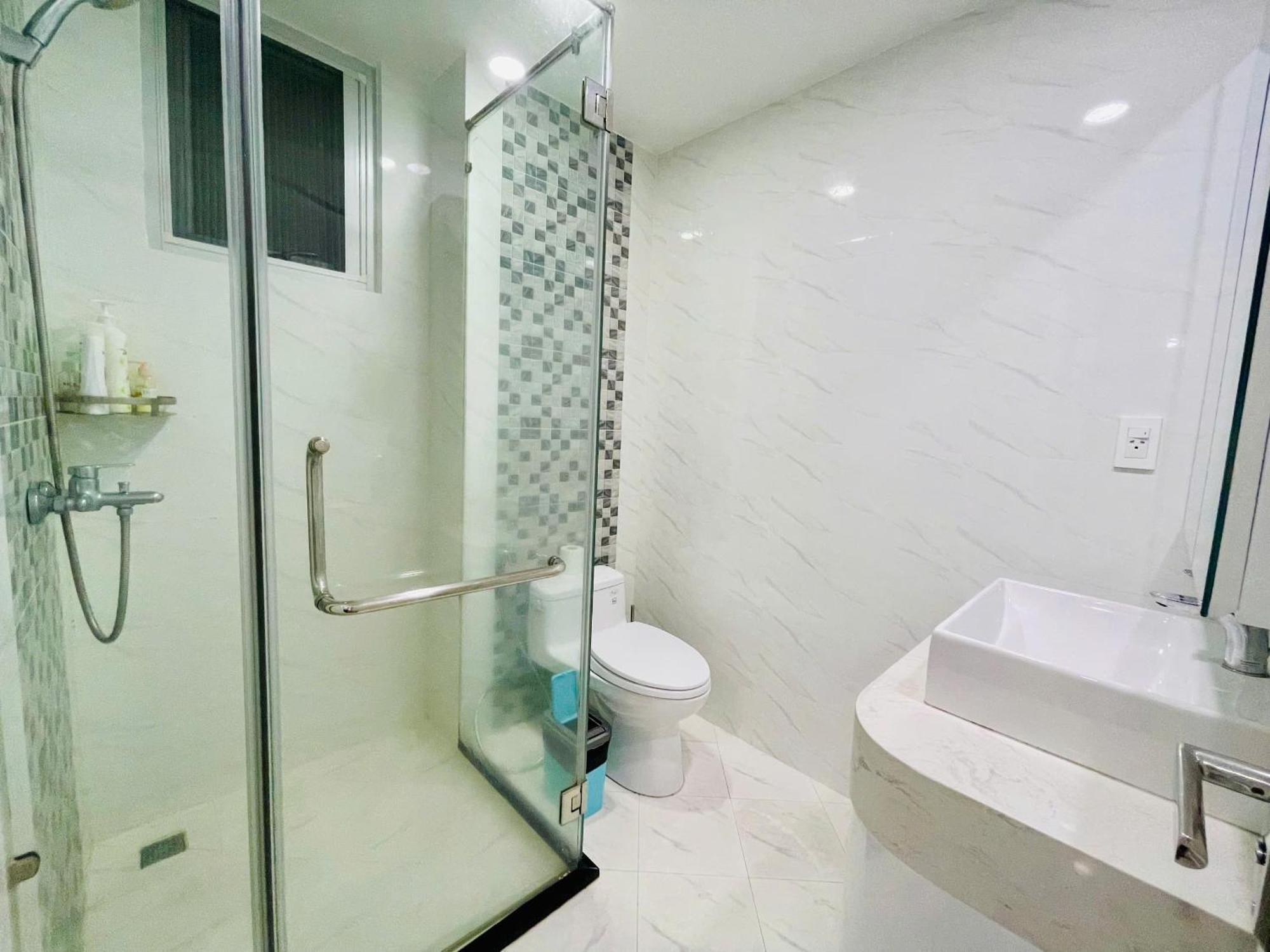 Dum Luxury TP. Hồ Chí Minh